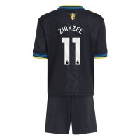 Stroje piłkarskie Manchester United Joshua Zirkzee #11 Koszulka Trzeciej dla dzieci 2025-26 Krótki Rękaw (+ szorty)